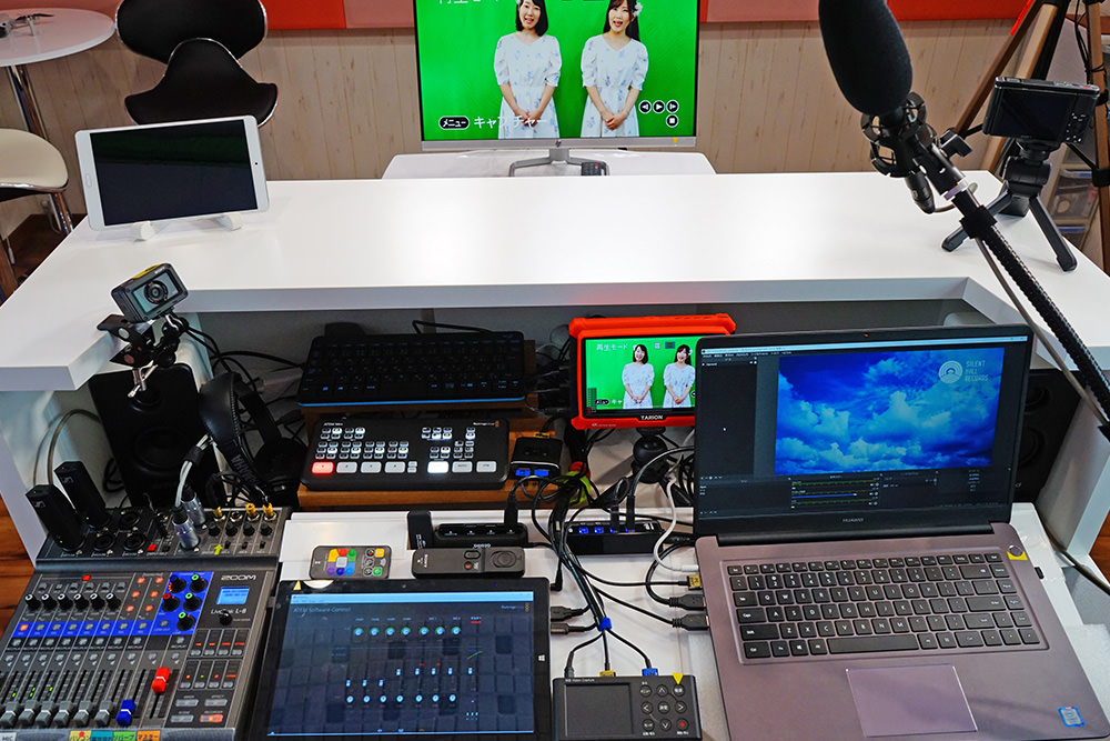 カメラ・モニター